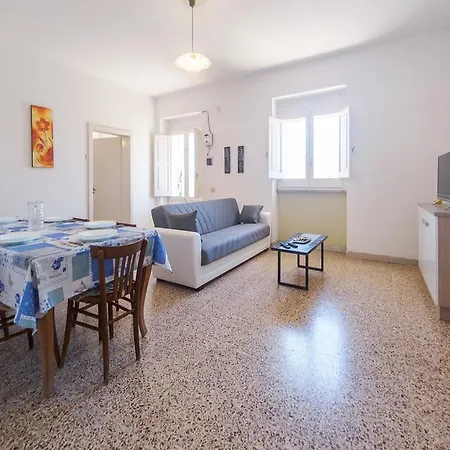 Dimora Elisa Vista Mare Pescoluse Apartment *